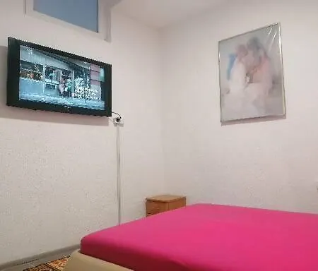Lägenhet Sfinga Apartman