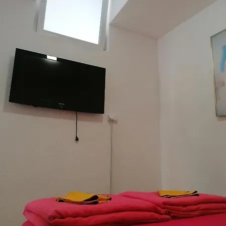 Lägenhet Sfinga Apartman